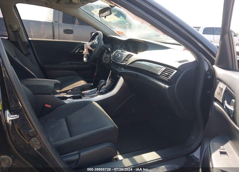 2017 HONDA ACCORD LX VIN: 1HGCR2F3XHA054543