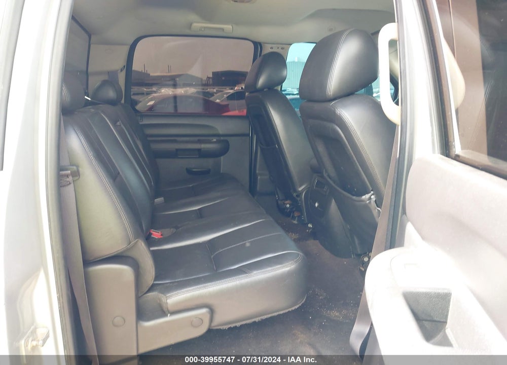 2011 CHEVROLET SILVERADO 3500HD LT VIN: 1GC4K0C81BF167433