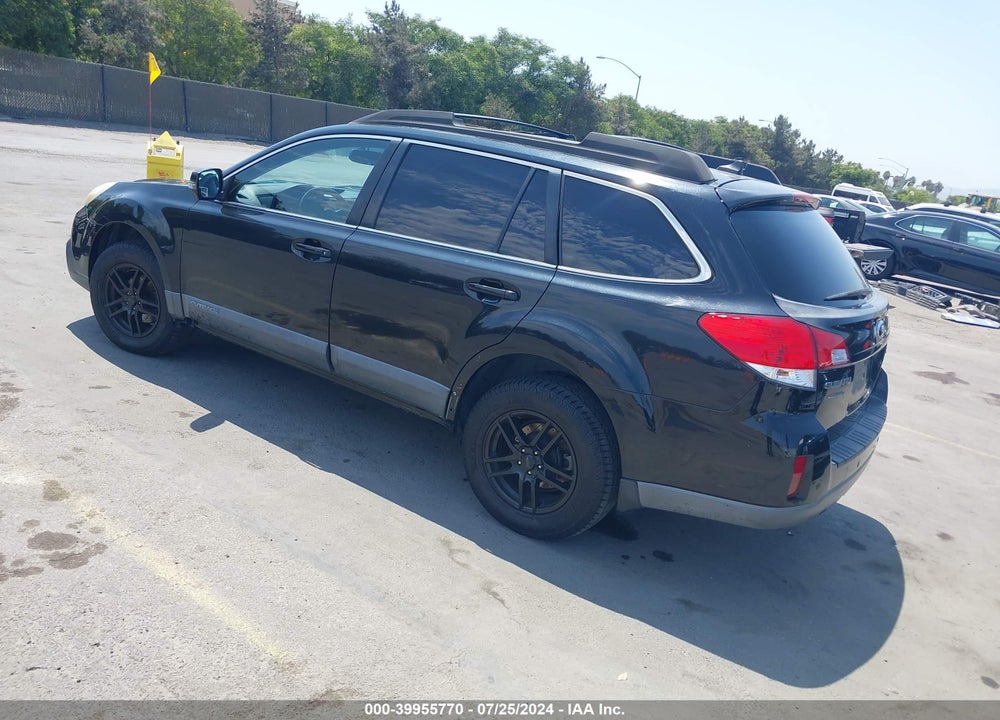 2013 SUBARU OUTBACK 2.5I LIMITED VIN: 4S4BRBSCXD3285694