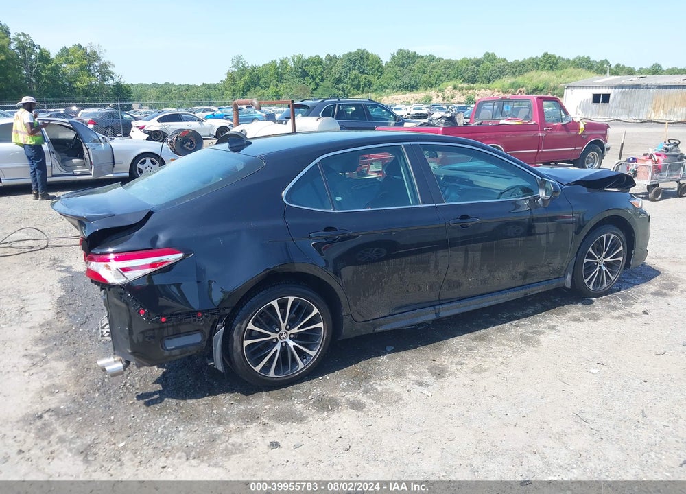 2020 TOYOTA CAMRY SE VIN: 4T1G11AK4LU965051