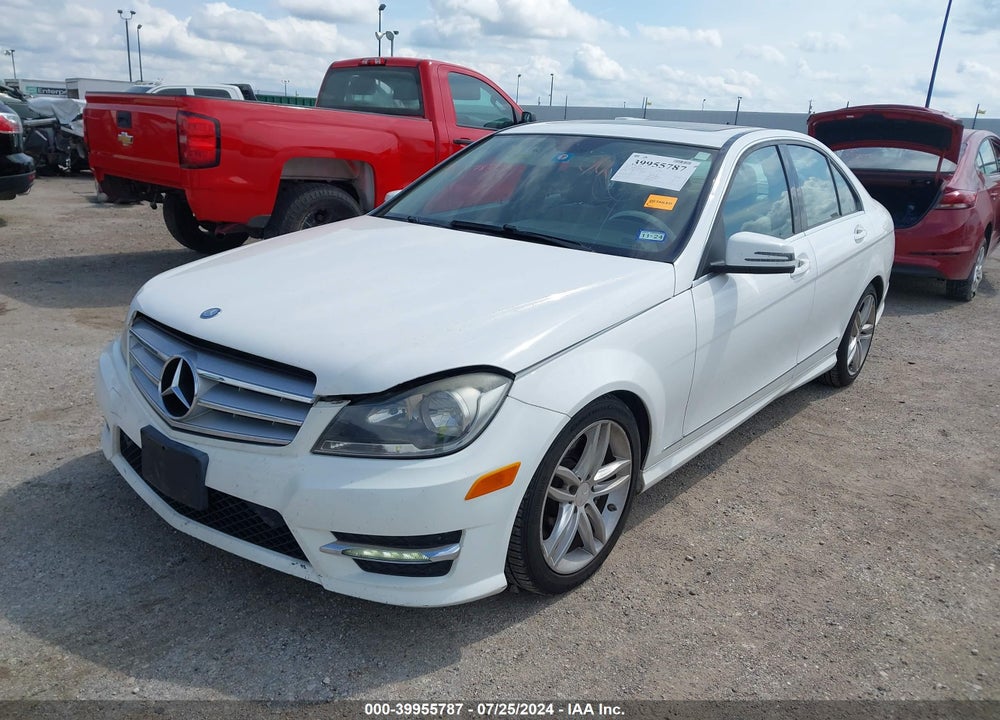 2013 MERCEDES-BENZ C 300 LUXURY 4MATIC/SPORT 4MATIC VIN: WDDGF8AB1DR277324