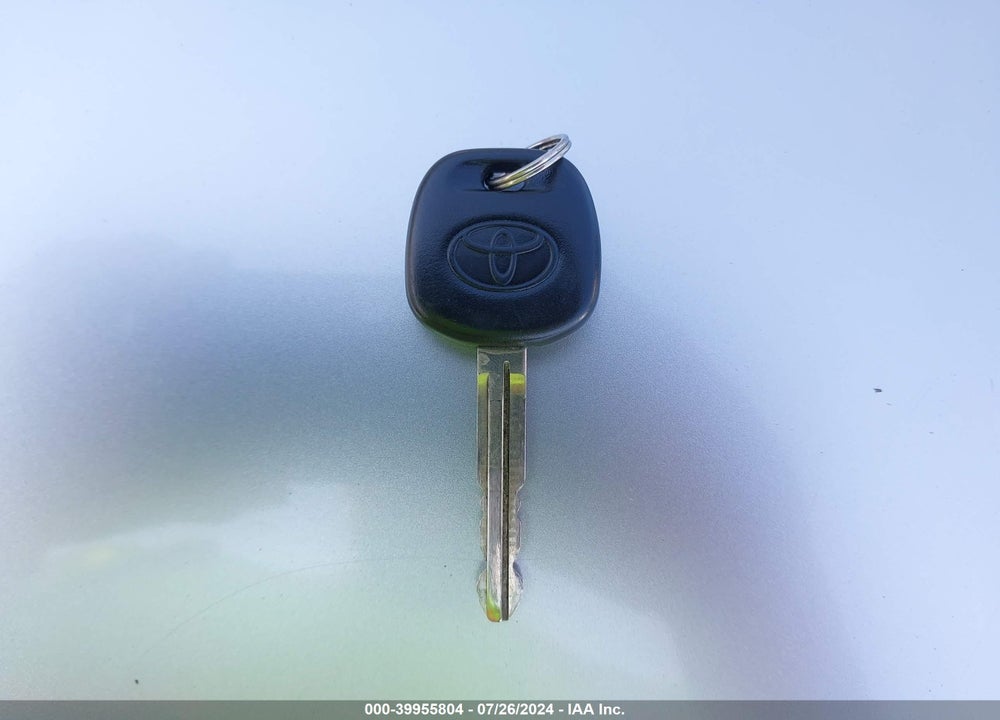 2005 TOYOTA CAMRY LE V6/XLE V6 VIN: 4T1BF30K45U606567