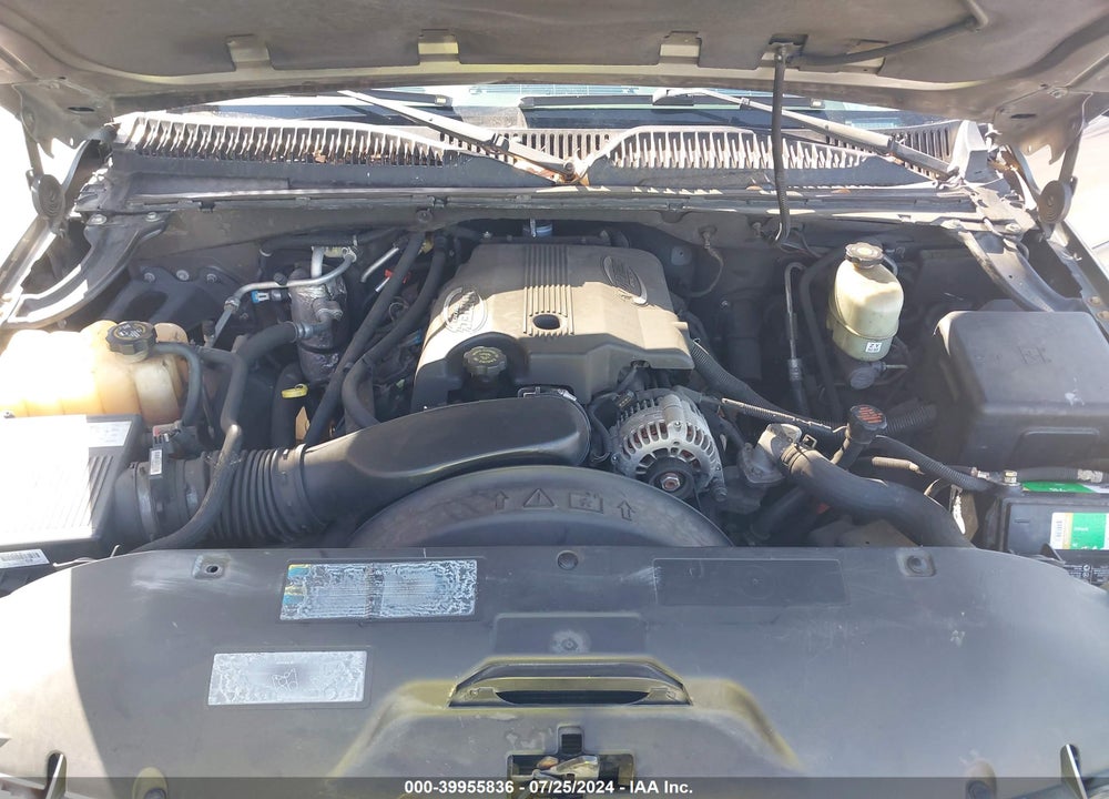 2002 CHEVROLET SUBURBAN 2500 LT VIN: 3GNGK26G62G311852