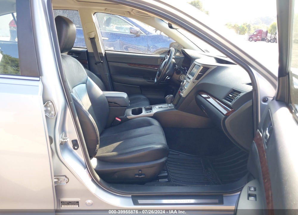 2013 SUBARU LEGACY 2.5I LIMITED VIN: 4S3BMCL63D3025199