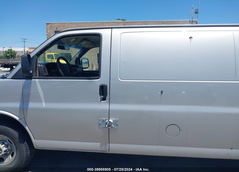 2007 GMC SAVANA WORK VAN VIN: 1GTGG25V171144087
