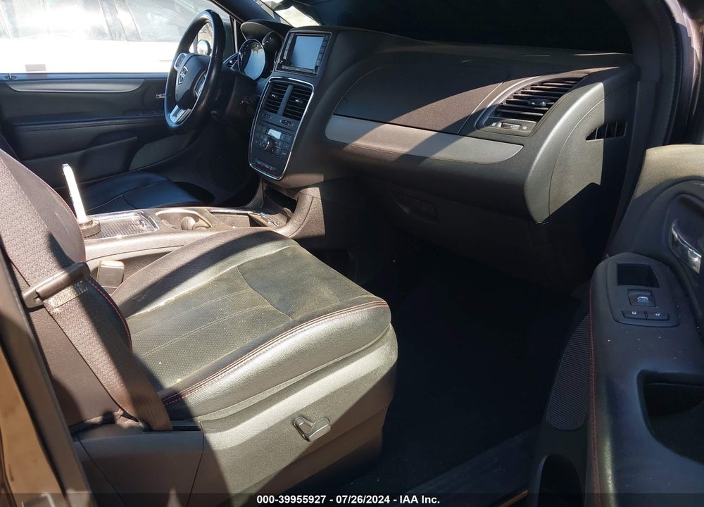 2018 DODGE GRAND CARAVAN GT VIN: 2C4RDGEGXJR202927