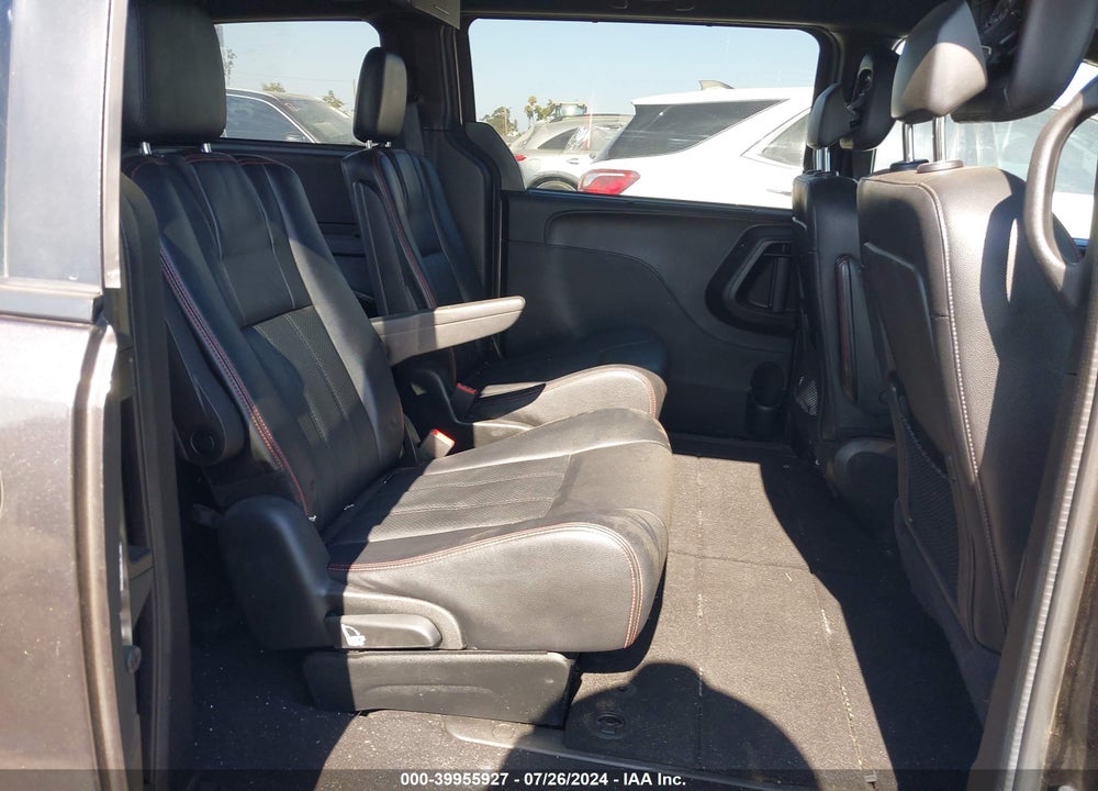 2018 DODGE GRAND CARAVAN GT VIN: 2C4RDGEGXJR202927
