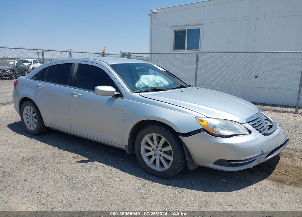 2011 CHRYSLER 200 TOURING VIN: 1C3BC1FB3BN589604