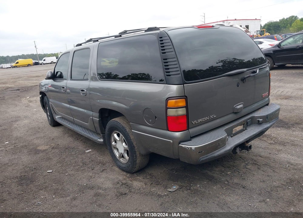 2005 GMC YUKON XL 1500 DENALI VIN: 1GKFK66U65J201537