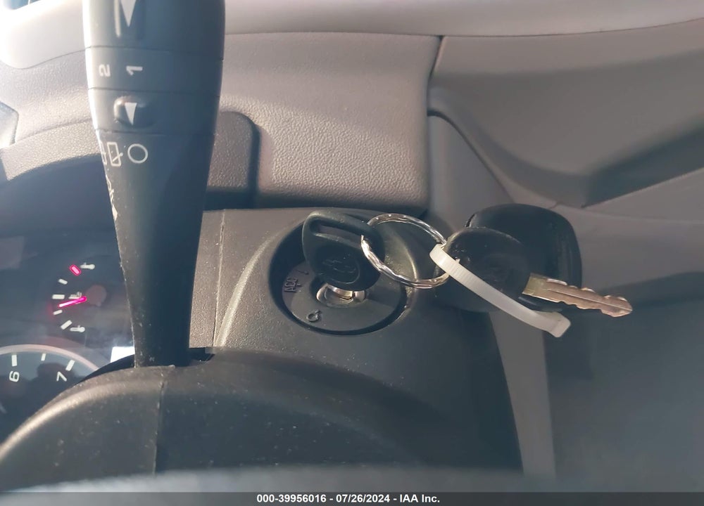 2005 CHEVROLET EQUINOX LT VIN: 2CNDL73F756040295