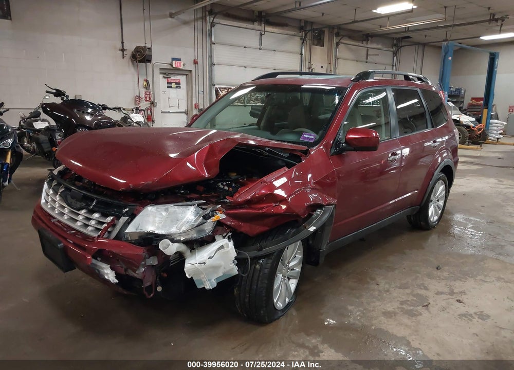 2011 SUBARU FORESTER 2.5X PREMIUM VIN: JF2SHADC8BH755656