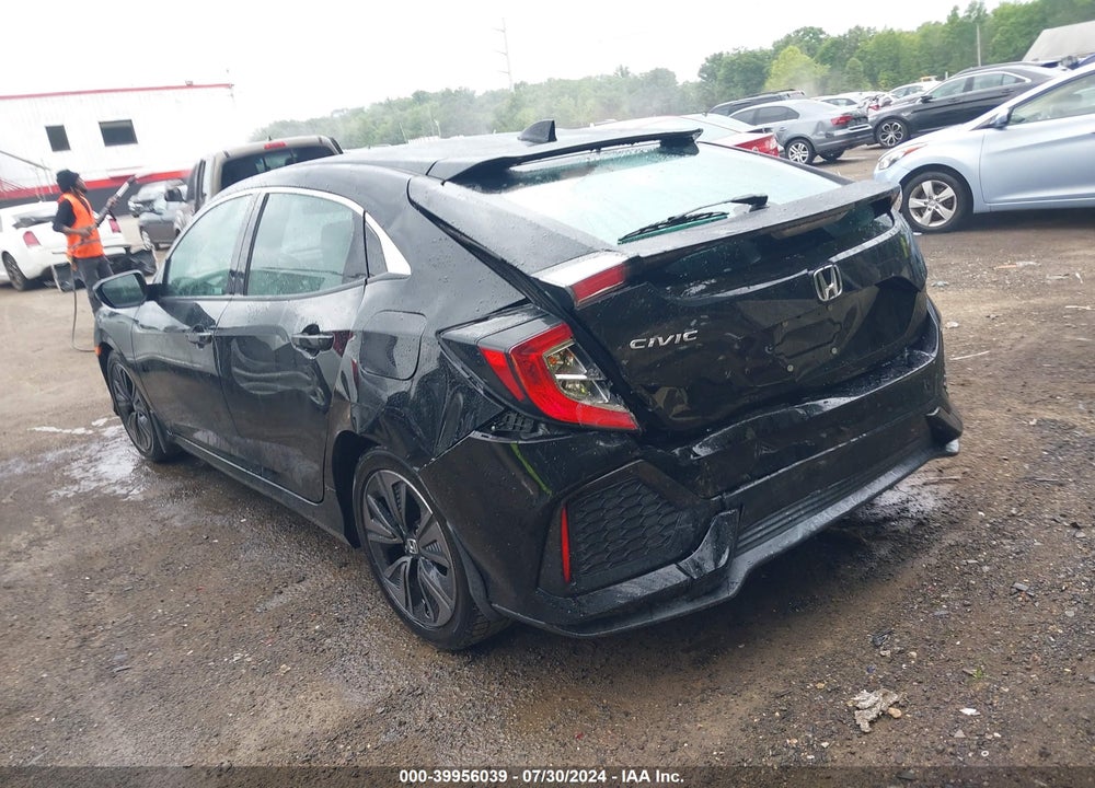 2018 HONDA CIVIC EX VIN: SHHFK7H58JU410818