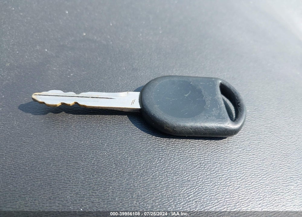 2010 FORD FOCUS SEL VIN: 1FAHP3HN9AW289304