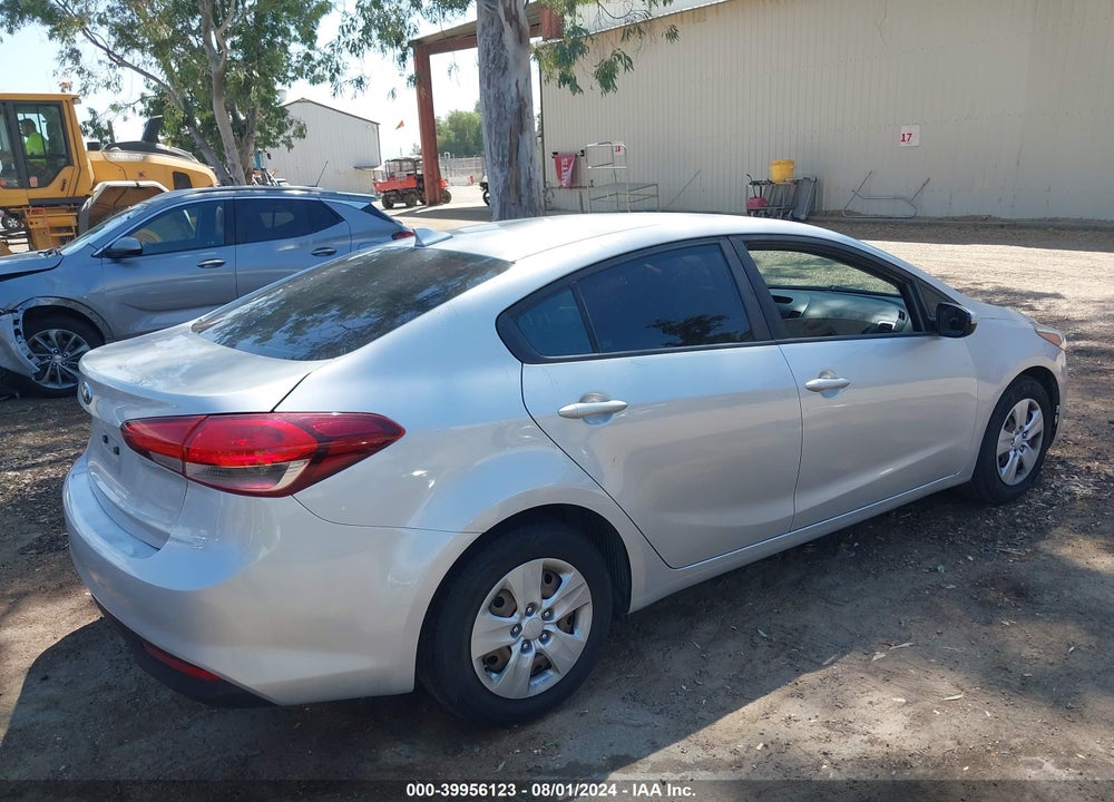2017 KIA FORTE LX VIN: 3KPFK4A74HE079005