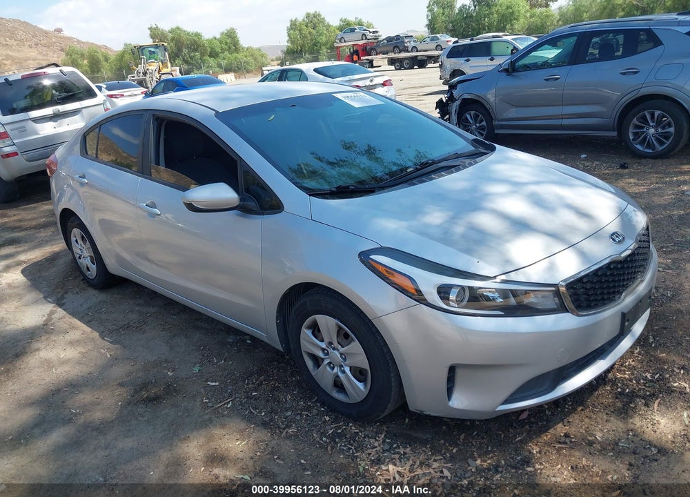2017 KIA FORTE LX VIN: 3KPFK4A74HE079005