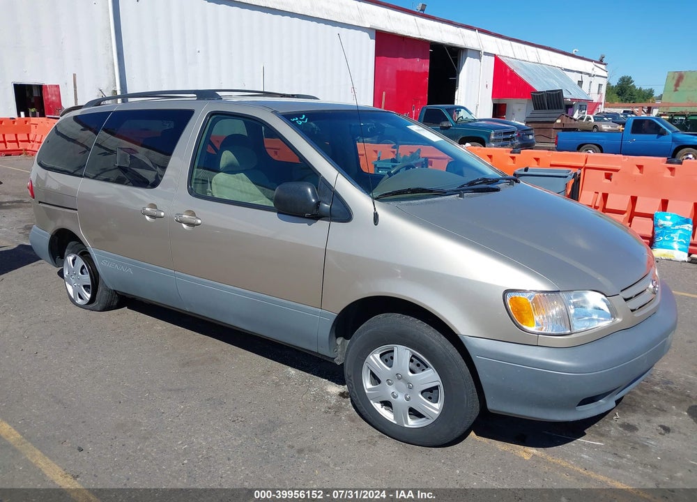 2002 TOYOTA SIENNA VIN: 4T3ZF13C72U503539