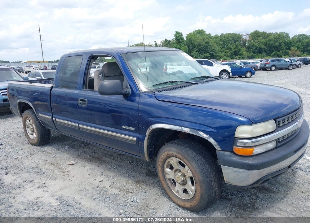 2000 CHEVROLET SILVERADO 1500 LS VIN: 2GCEK19T8Y1117232