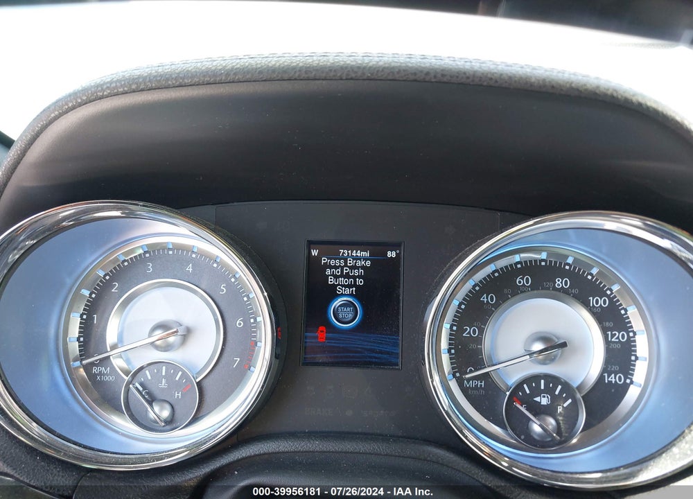 2013 CHRYSLER 300C VIN: 2C3CCAEG8DH621573
