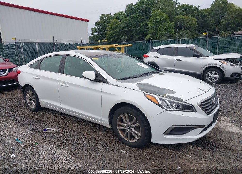 2016 HYUNDAI SONATA SE VIN: 5NPE24AF9GH385226