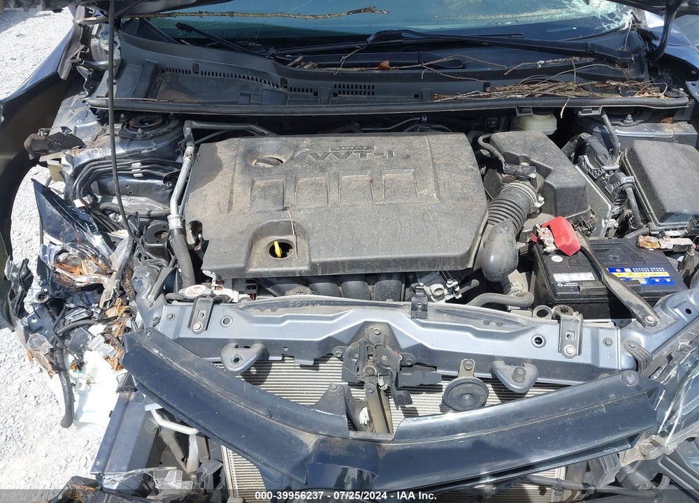 2018 TOYOTA COROLLA LE VIN: 2T1BURHE1JC021531