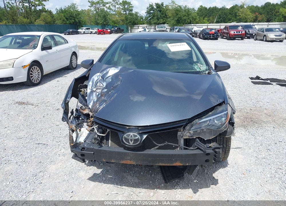 2018 TOYOTA COROLLA LE VIN: 2T1BURHE1JC021531