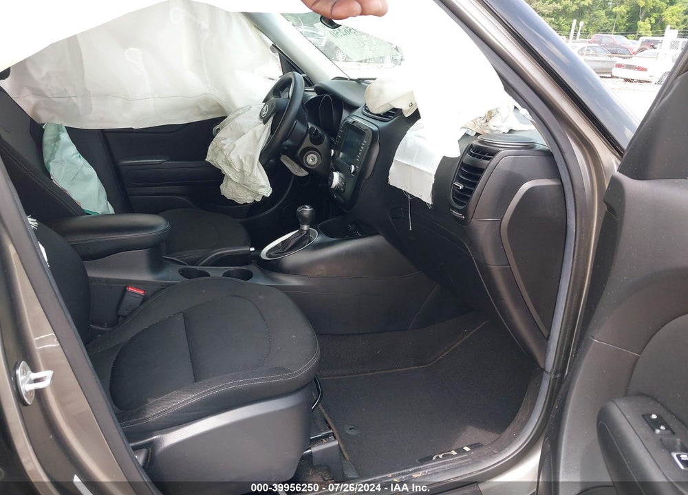 2019 KIA SOUL VIN: KNDJP3A55K7019679