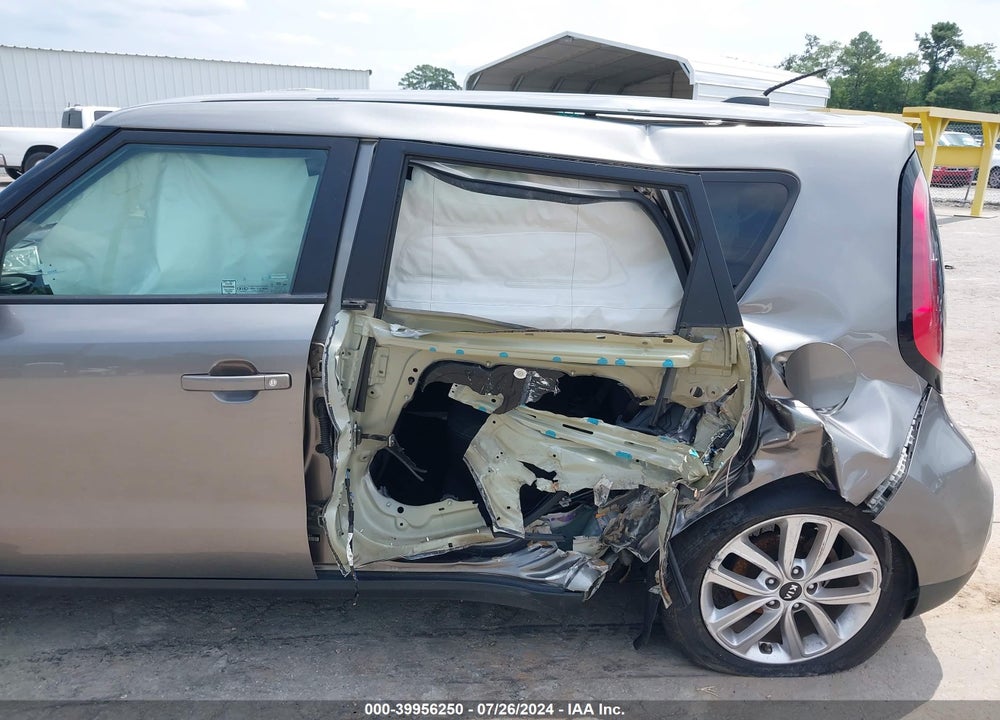 2019 KIA SOUL VIN: KNDJP3A55K7019679