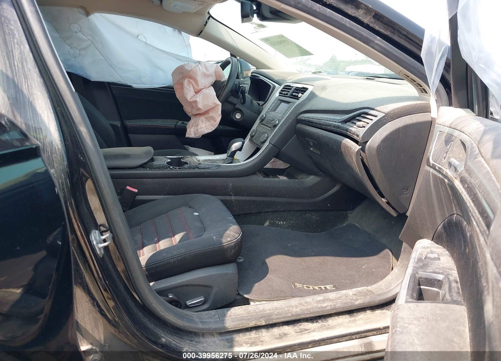 2016 FORD FUSION VIN: 3FA6P0T91GR200773