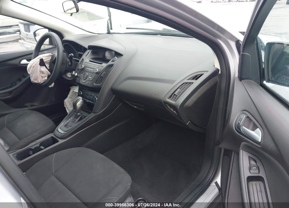 2017 FORD FOCUS VIN: 1FADP3K26HL271691