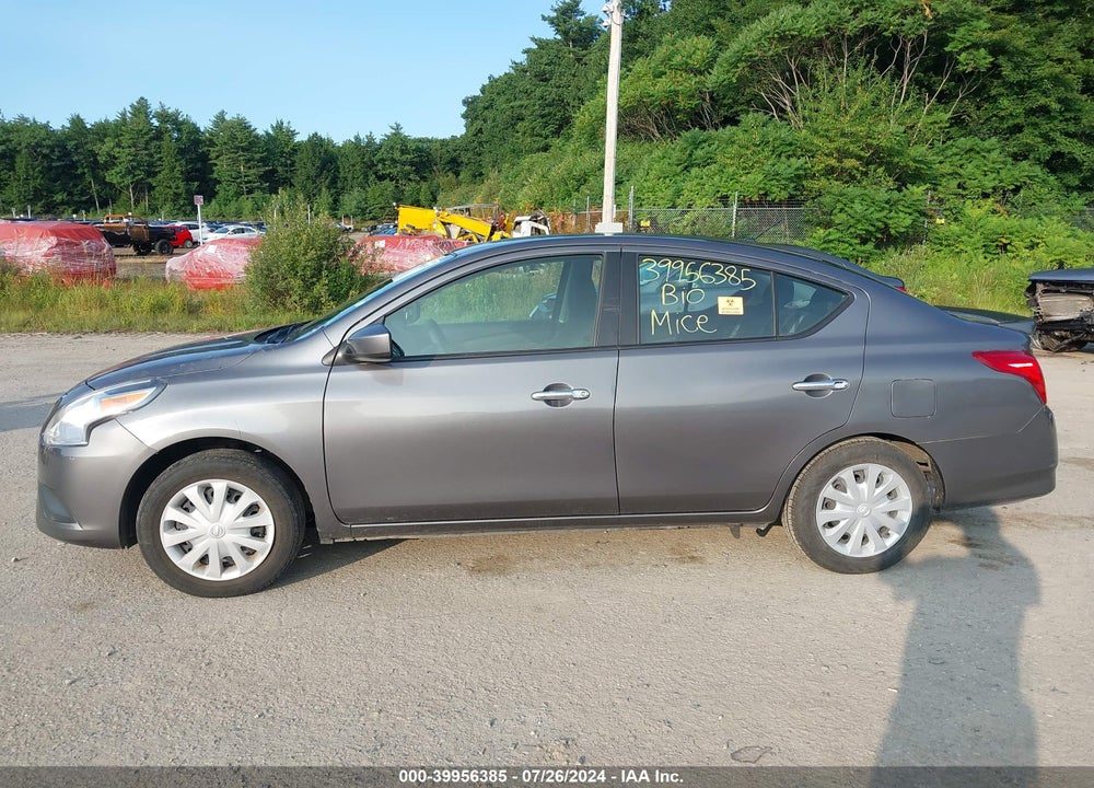 2017 NISSAN VERSA 1.6 SV VIN: 3N1CN7AP0HL852062