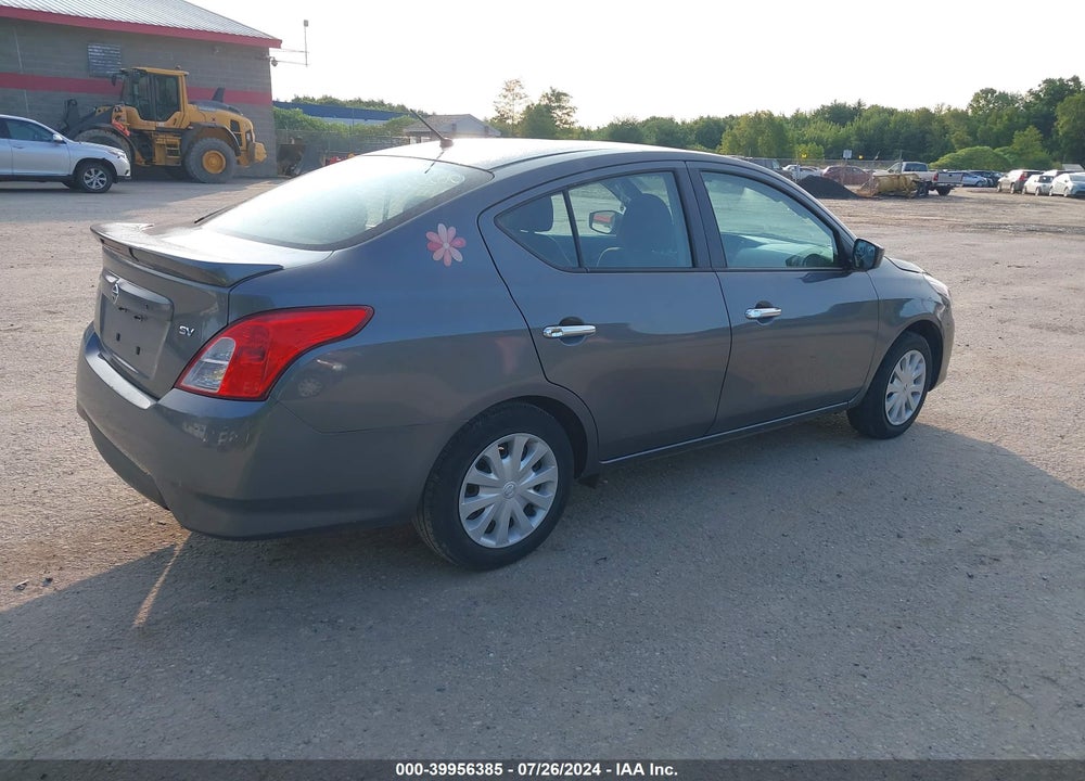 2017 NISSAN VERSA 1.6 SV VIN: 3N1CN7AP0HL852062