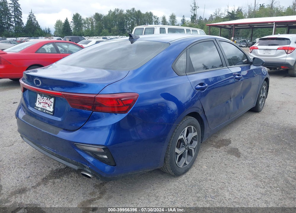 2019 KIA FORTE LXS VIN: 3KPF24AD9KE094547