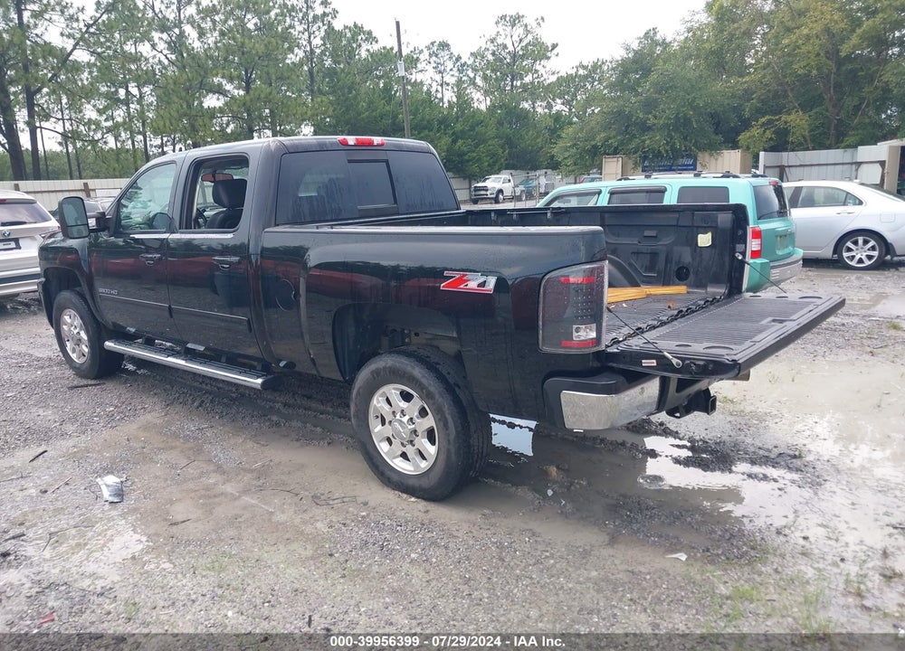 2014 CHEVROLET SILVERADO 3500HD LTZ VIN: 1GC4K1E83EF175573