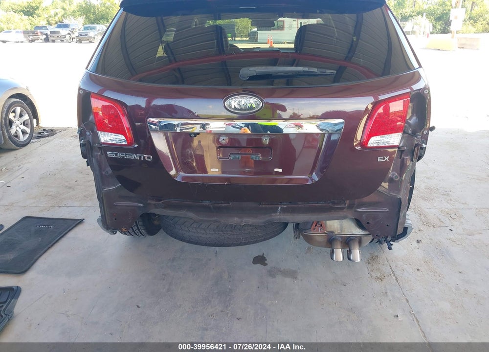 2012 KIA SORENTO EX VIN: 5XYKU3A65CG300066