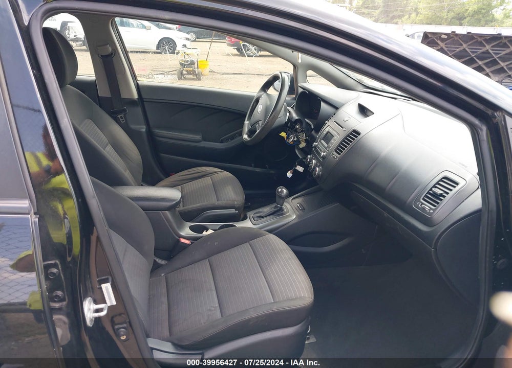 2015 KIA FORTE LX VIN: KNAFX4A62F5383304