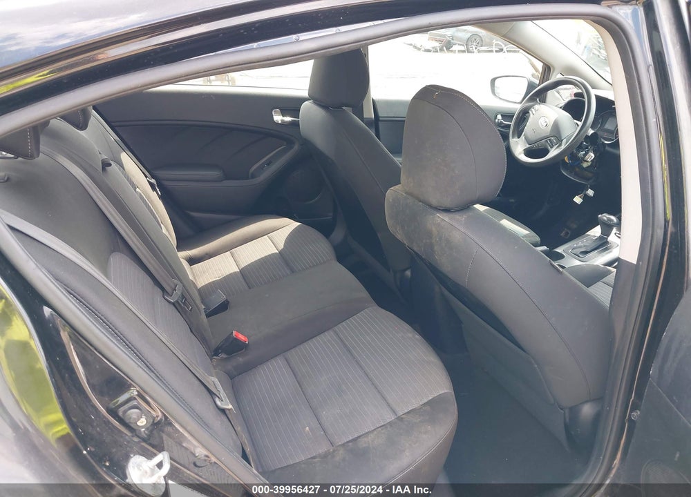 2015 KIA FORTE LX VIN: KNAFX4A62F5383304