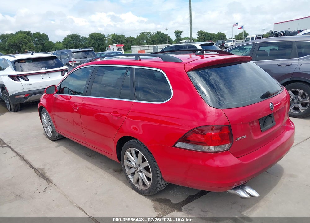 2011 VOLKSWAGEN JETTA SPORTWAGEN 2.0L TDI VIN: 3VWPL7AJ3BM677398