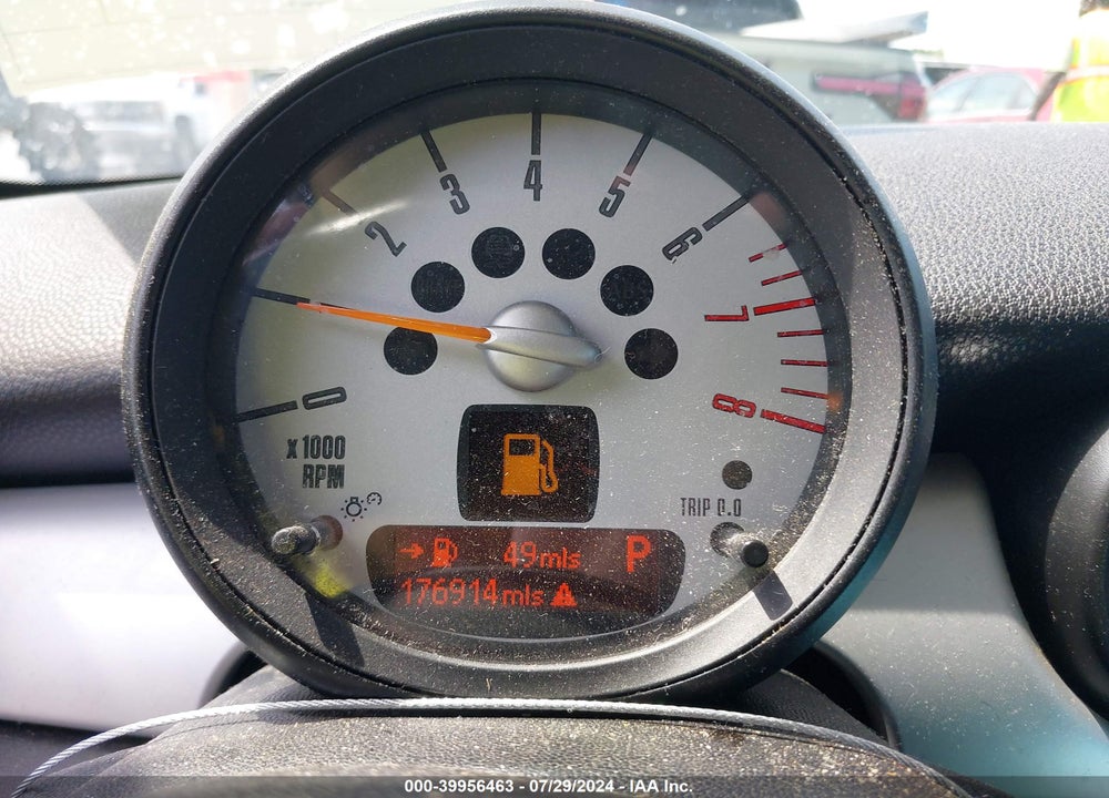 2013 MINI HARDTOP COOPER VIN: WMWSU3C51DT692471