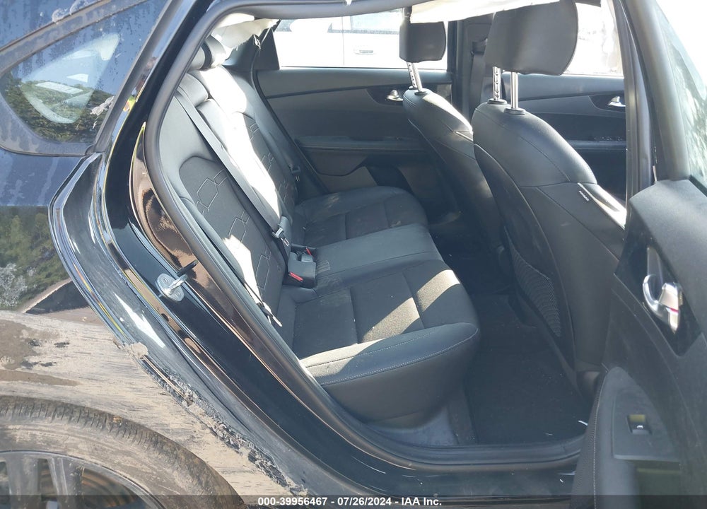 2021 KIA FORTE GT LINE VIN: 3KPF34AD4ME400053