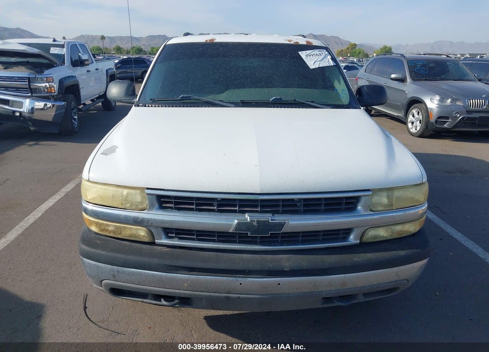 2005 CHEVROLET TAHOE LS VIN: 1GNEK13TX5R234510