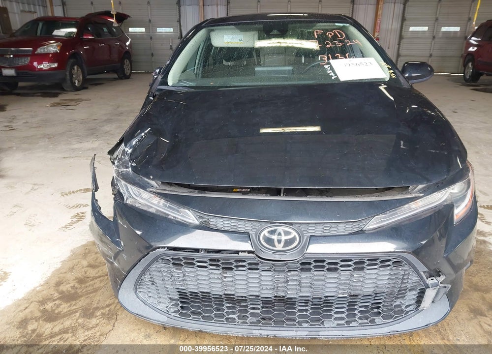 2022 TOYOTA COROLLA LE VIN: JTDEPMAE5NJ193136