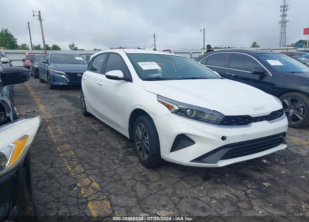2024 KIA FORTE LXS VIN: 3KPF24AD6RE733137