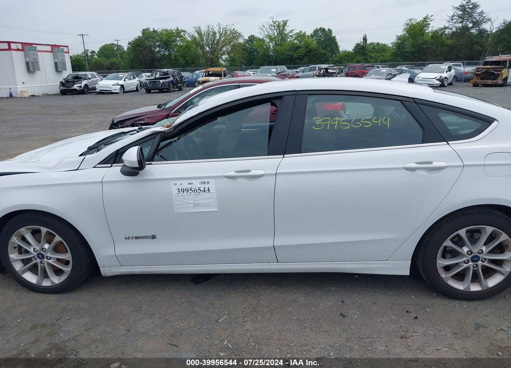 2019 FORD FUSION HYBRID SE VIN: 3FA6P0LU1KR226481