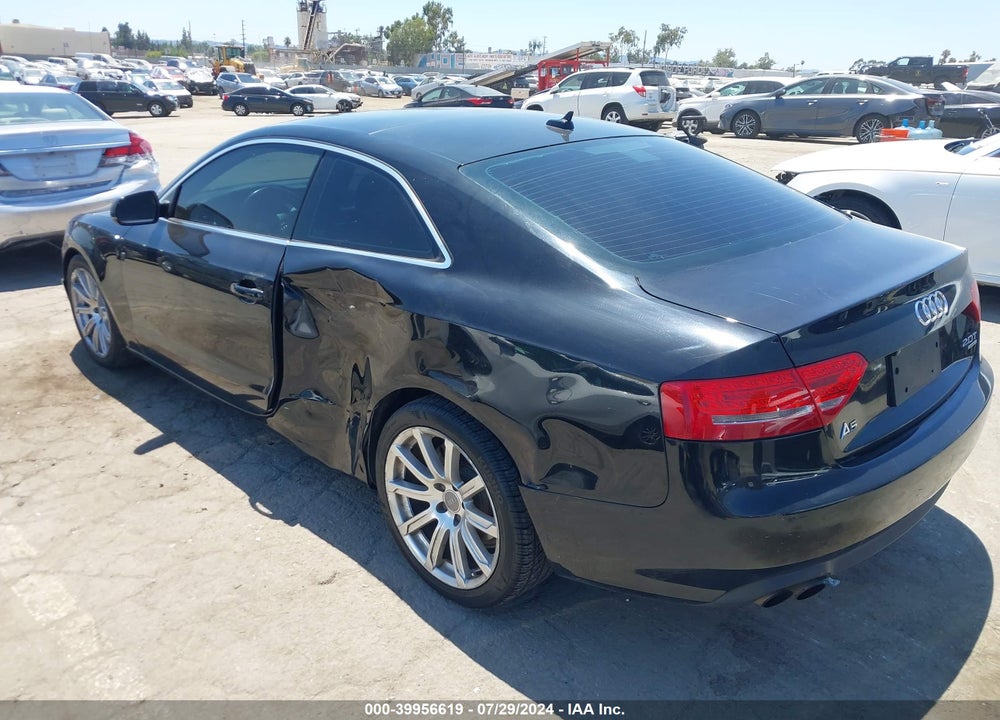2011 AUDI A5 2.0T PREMIUM VIN: WAULFAFR4BA033164