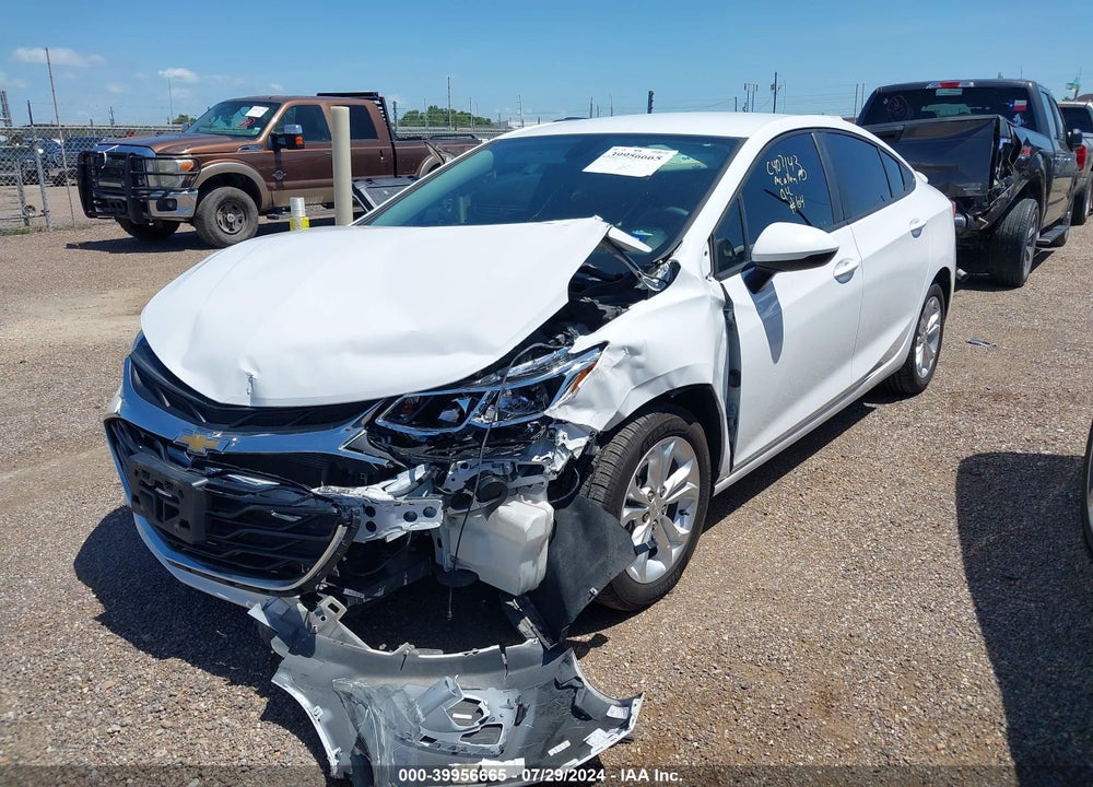2019 CHEVROLET CRUZE LS VIN: 1G1BC5SM7K7141051