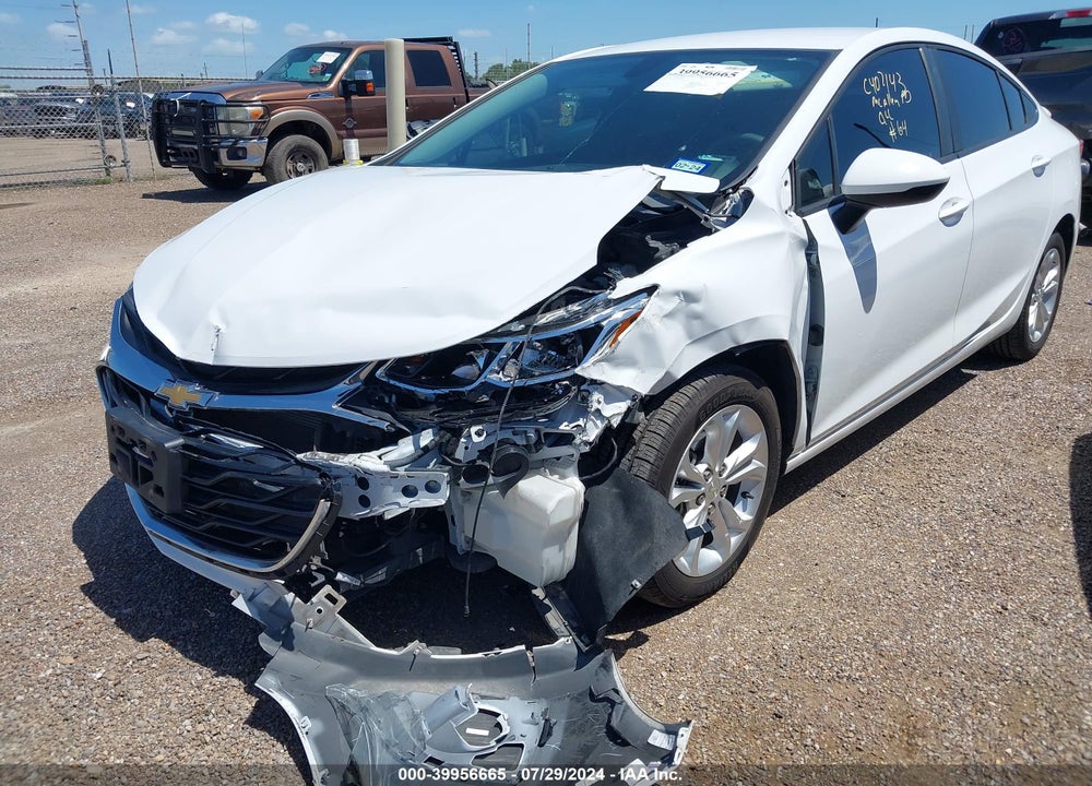 2019 CHEVROLET CRUZE LS VIN: 1G1BC5SM7K7141051