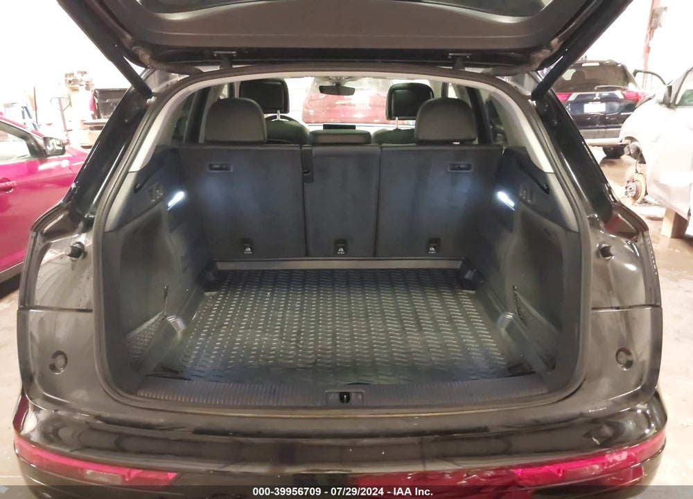 2018 AUDI Q5 2.0T PREMIUM/2.0T TECH PREMIUM VIN: WA1BNAFY2J2120332