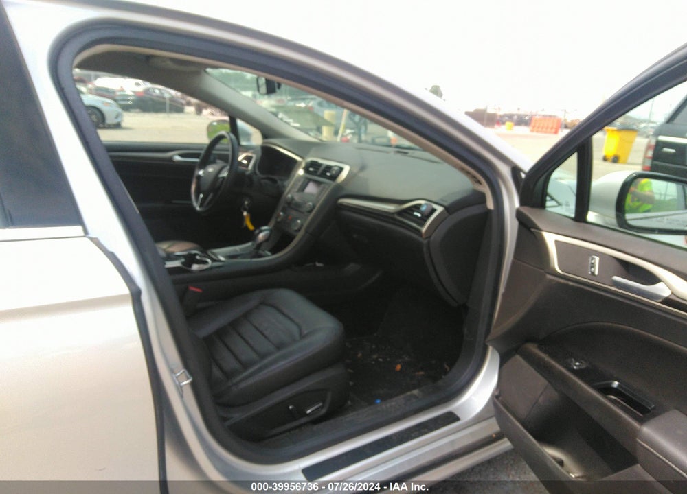 2016 FORD FUSION SE VIN: 1FA6P0HD6G5135497