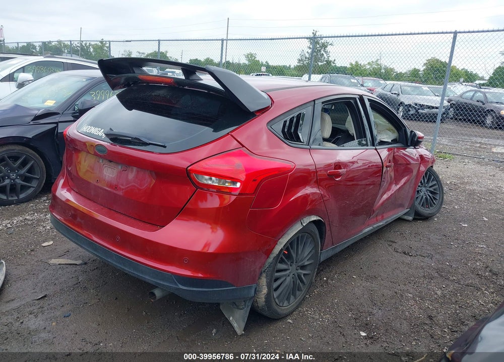 2017 FORD FOCUS TITANIUM VIN: 1FADP3N26HL279754