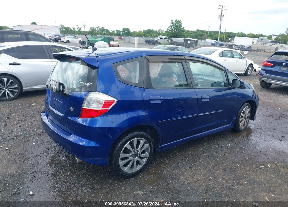 2012 HONDA FIT SPORT VIN: JHMGE8H54CC036368